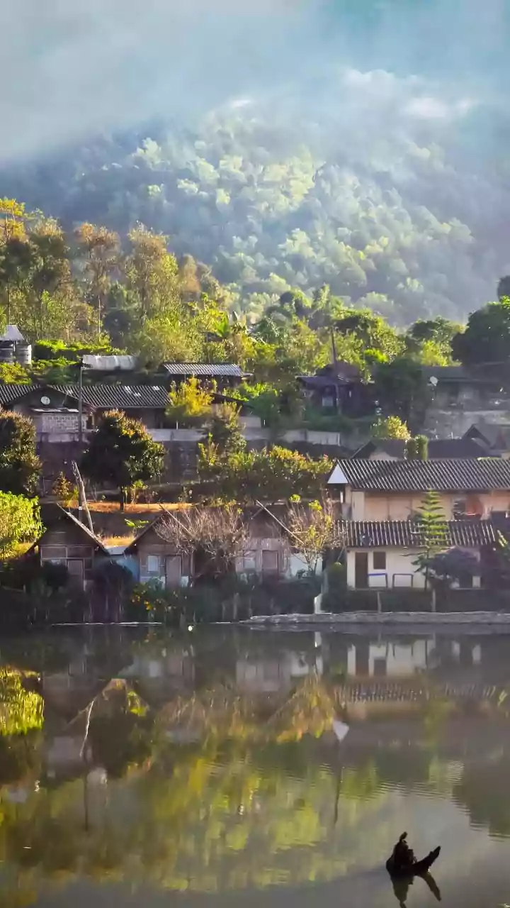 Slow Travel: Embracing Deeper Journeys and Meaningful Connections