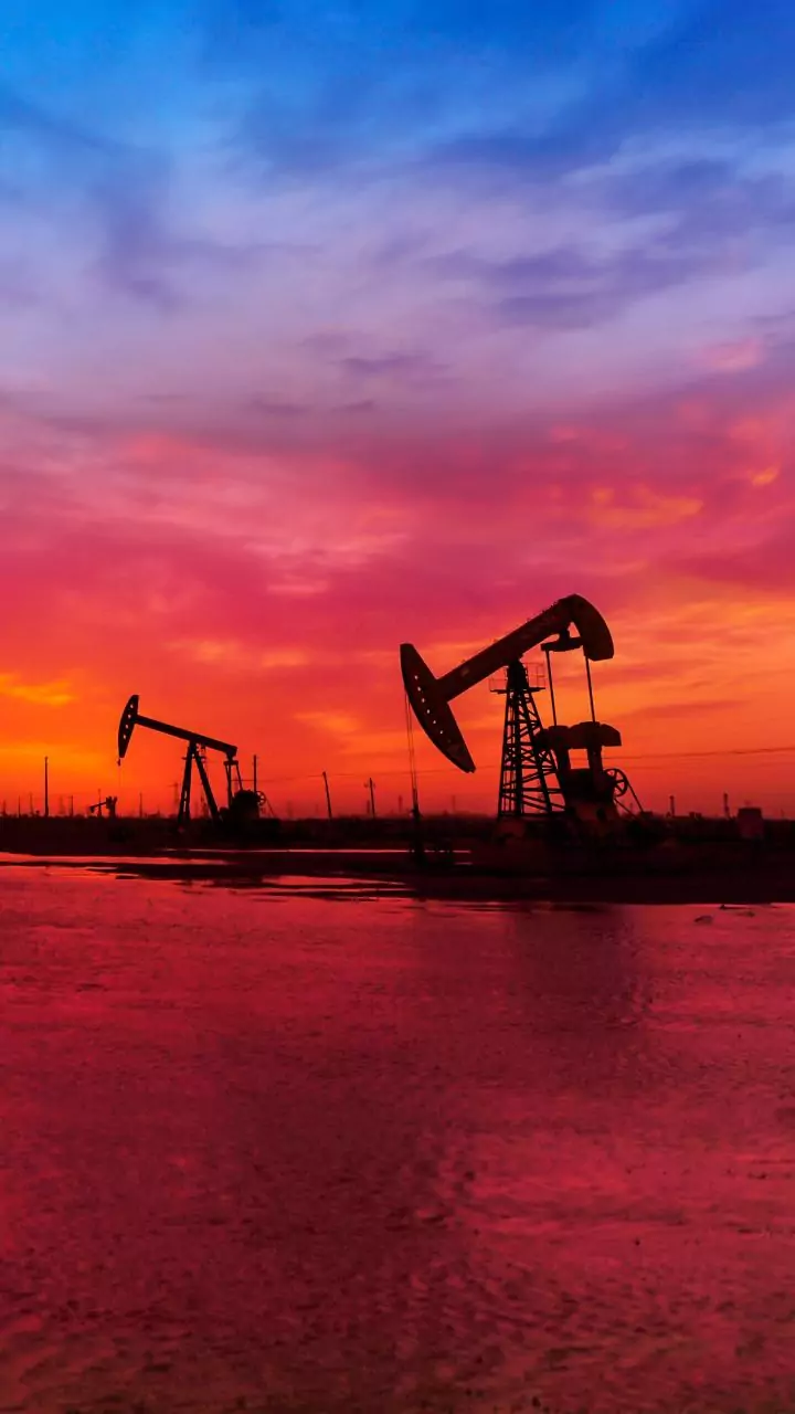 Oil prices see biggest 1-day jump since last October