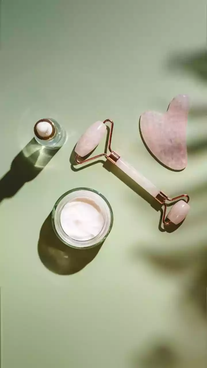 Glow-Boosting Facial Serums Explained: Which Ingredients Target Dullness, Dryness and Texture