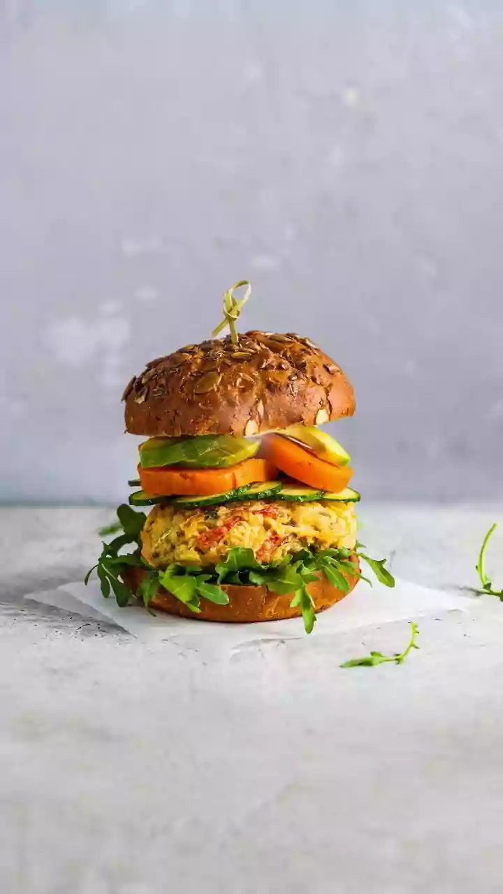 Quick & Delicious: 5 Veggie Burger Recipes!