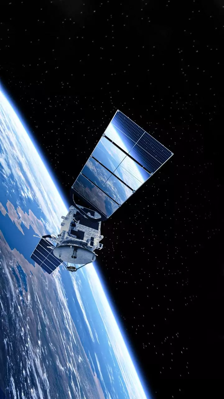 Reflect Orbital reveals 50,000 mirror satellite plan and California demo
