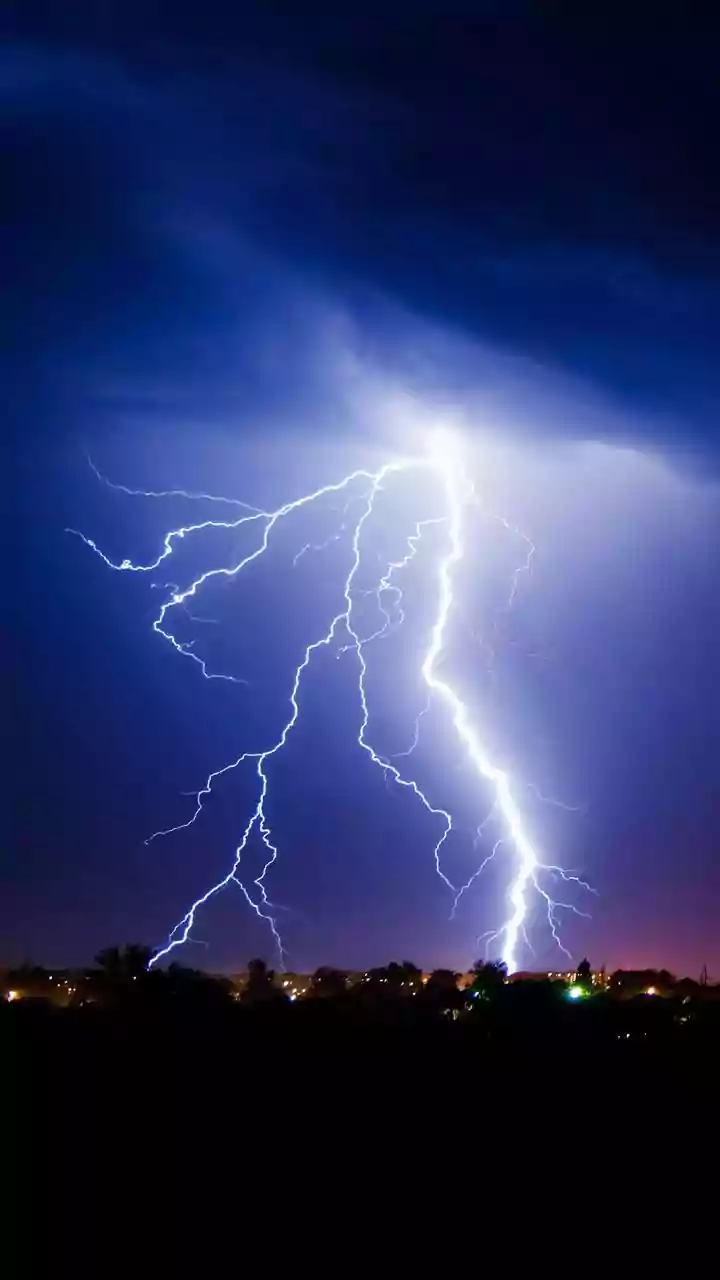 IMD forecasts thunderstorms and heavy rain for Odisha this week