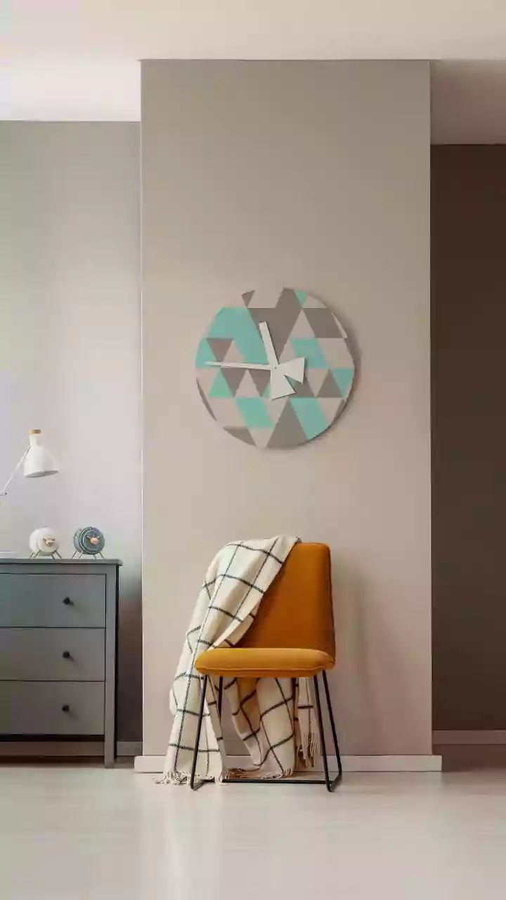 The Best Wall for Large Art May Not Be the Largest