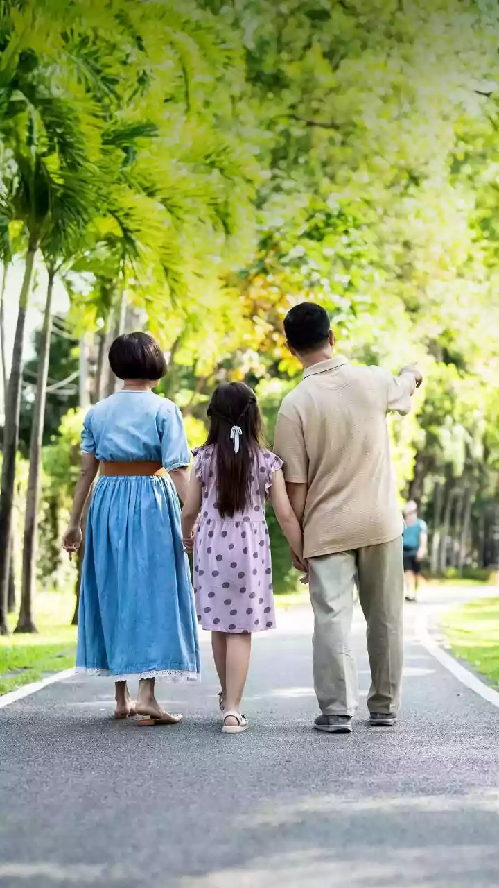 Young Professionals Standardise Family Health Protection With Emergency Top-Ups For Aging Parent Care