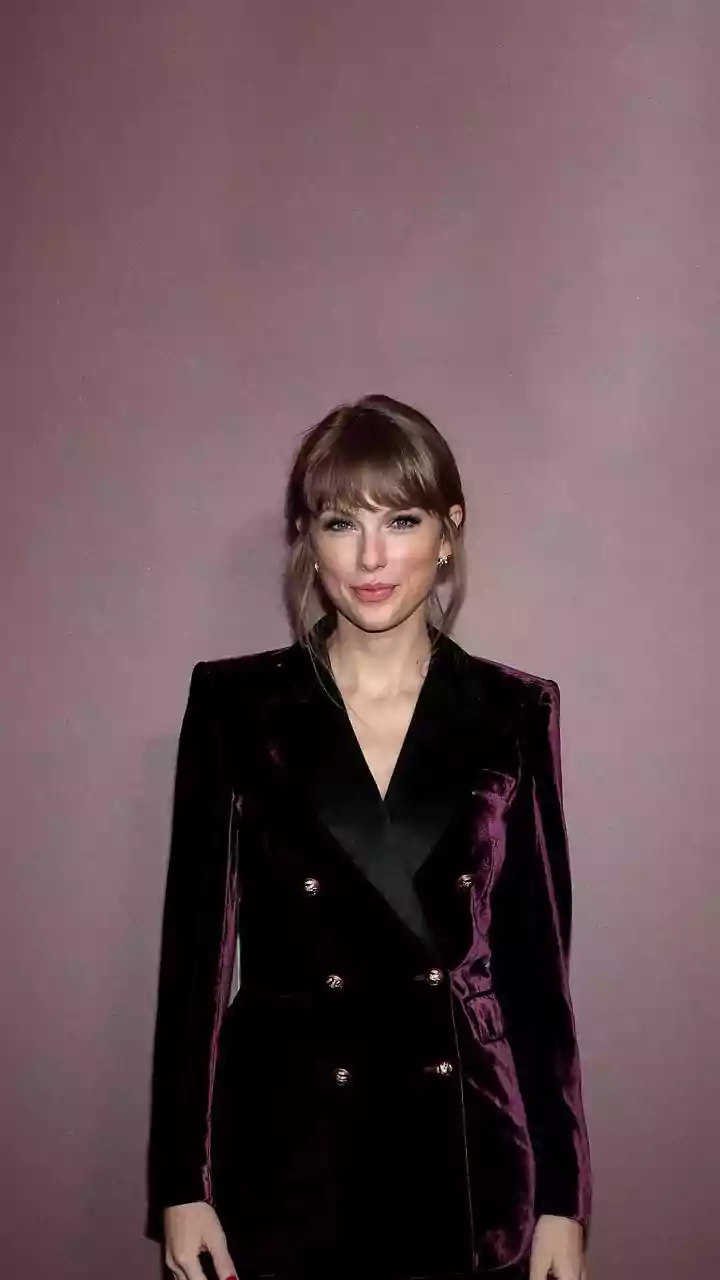 Taylor And Travis’s Wedding Gifts Included A Sweet Nod To Her Song 'Blank Space'