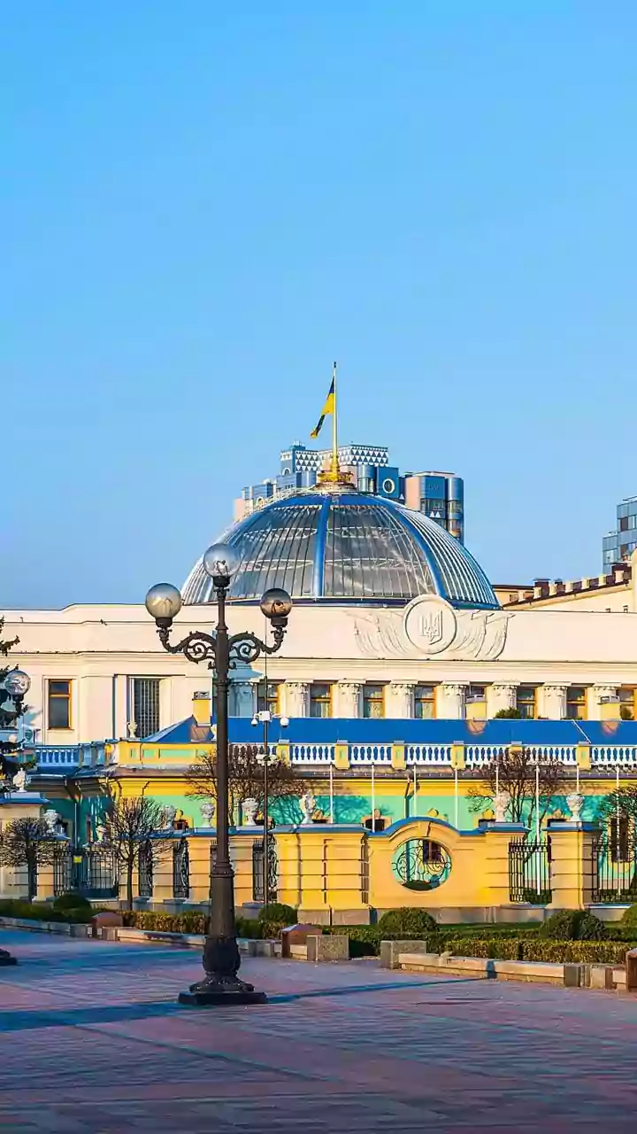 'If Ukraine Doesn't Accept Peace...': Putin Warns Of Force Ahead Of Trump-Zelenskyy Meeting