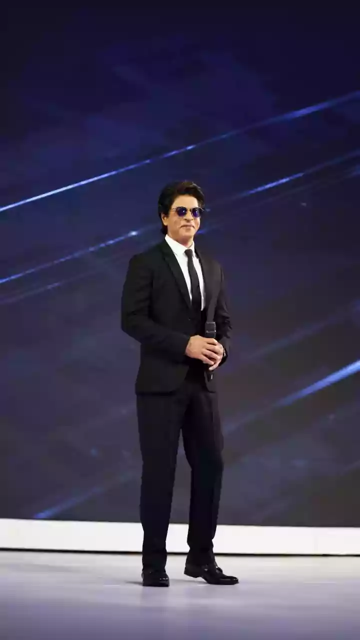 Style Icon: Shah Rukh Khan's All-Black Look