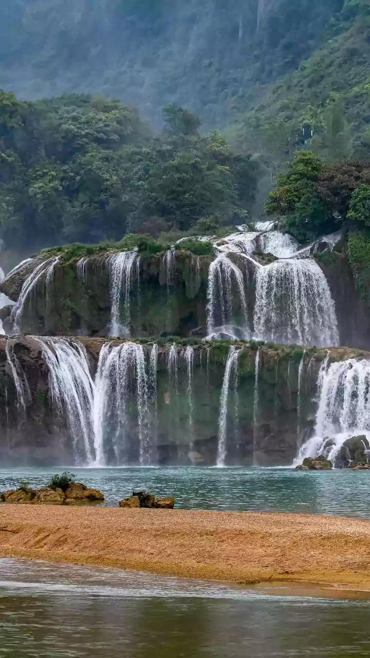 Offbeat Road Trips In Chikmagalur: Misty Plantation Trails For Rain Lovers