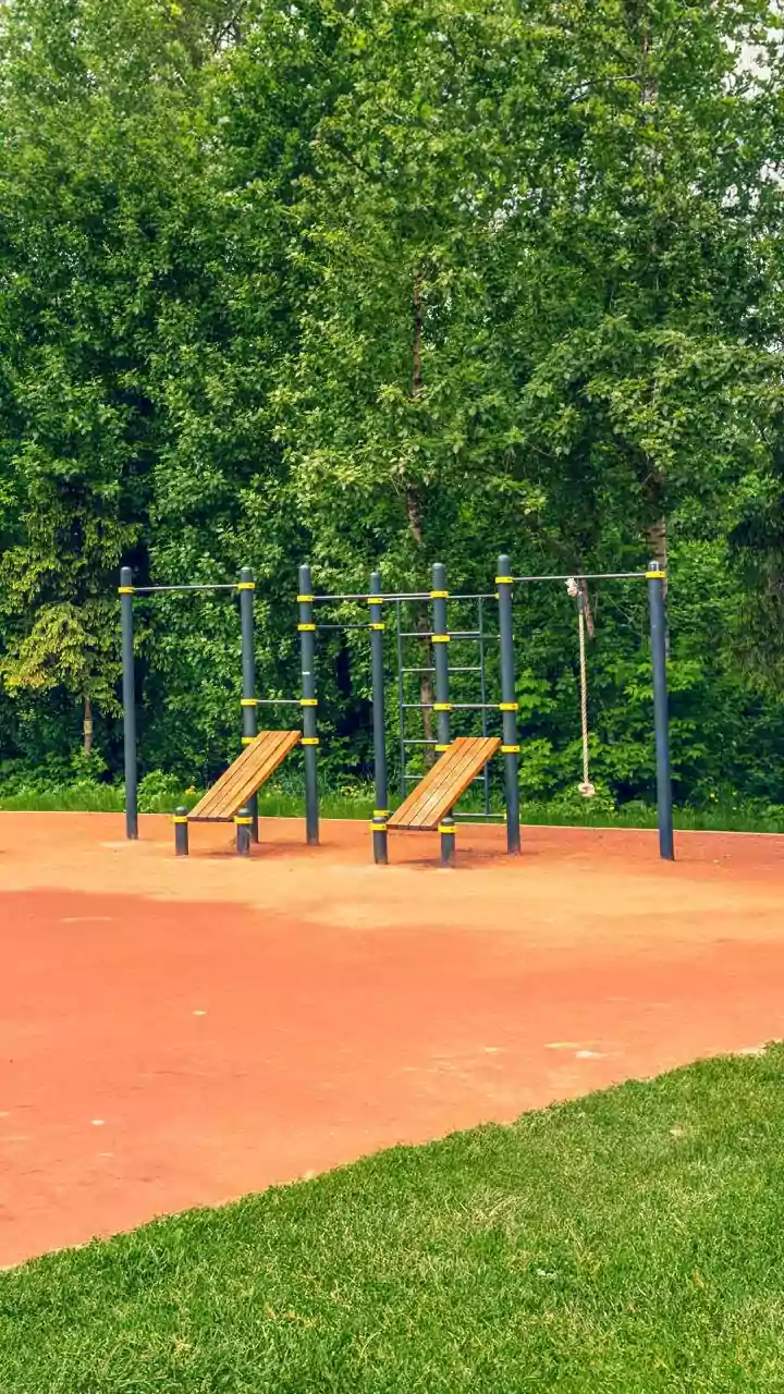 How Tug-of-War Challenges Your Grip Without Gym Machines