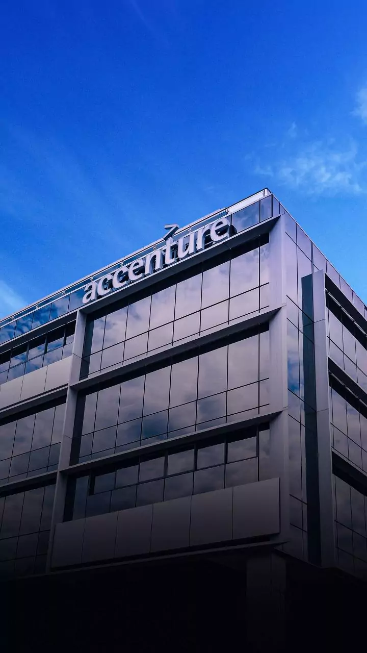 BMS, Accenture launch AI content hub in Mumbai to fuel tech-driven patient care