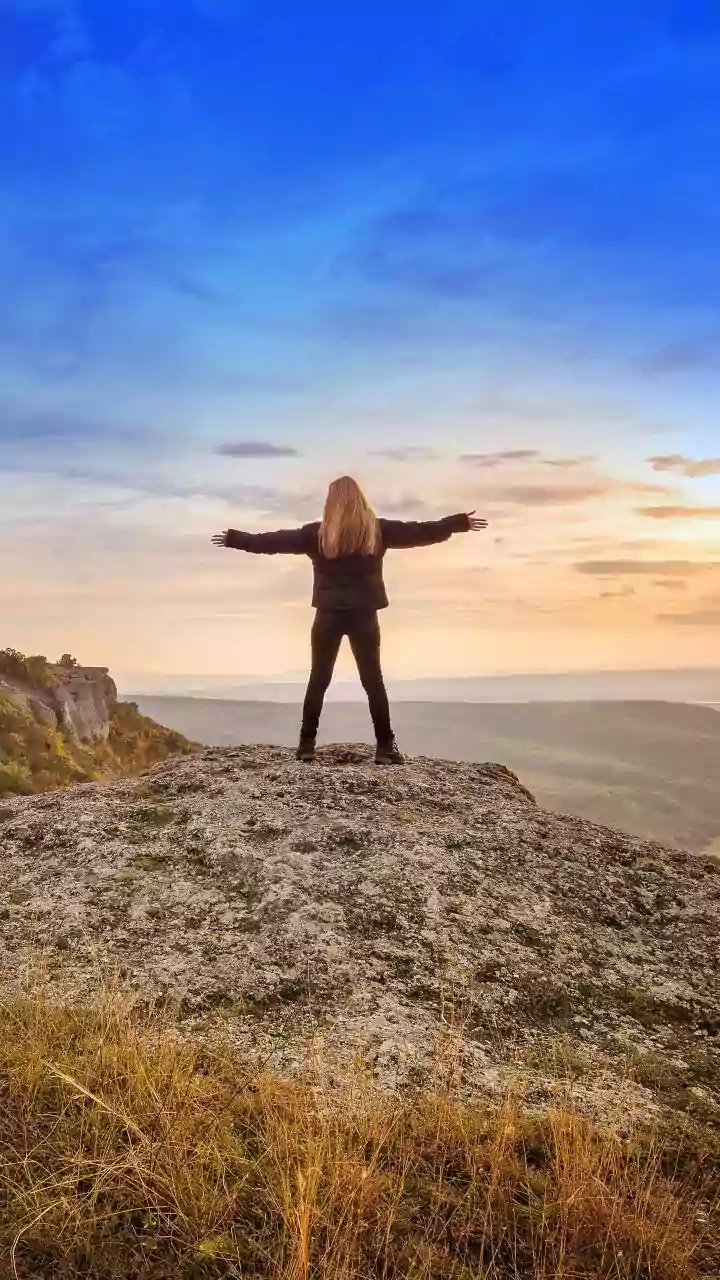 Solo & Thriving: Why Single Life Rocks in 2026