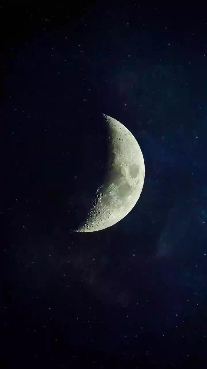 May 20 waxing crescent moon aligns with Jupiter in Gemini