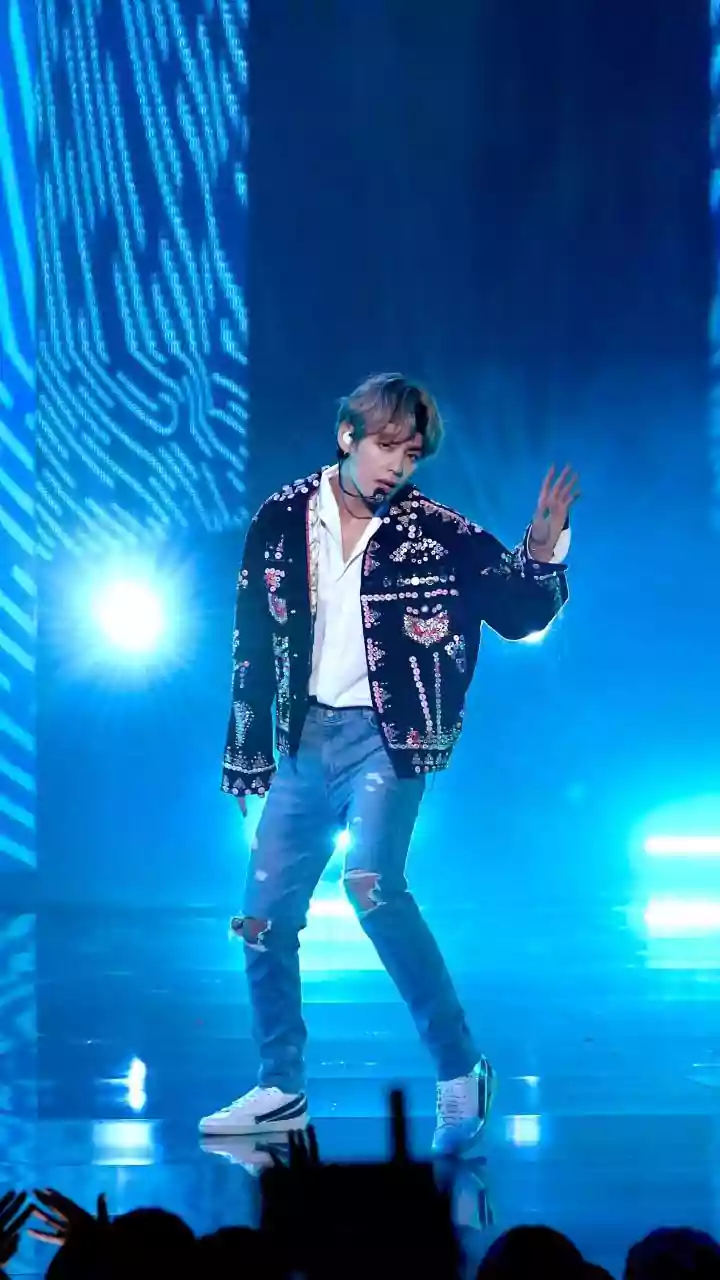 BTS Says Namaste? V Drops MAJOR Hint Of Band's India Visit During 2026 World Tour Leaving Desi ARMY Screaming 'We Did It'