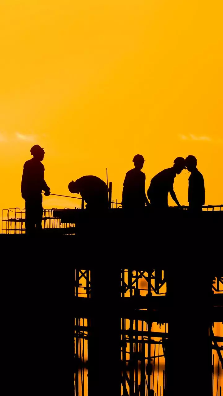 Five-year Indian worker deaths: Saudi Arabia 11,923 and UAE 11,489