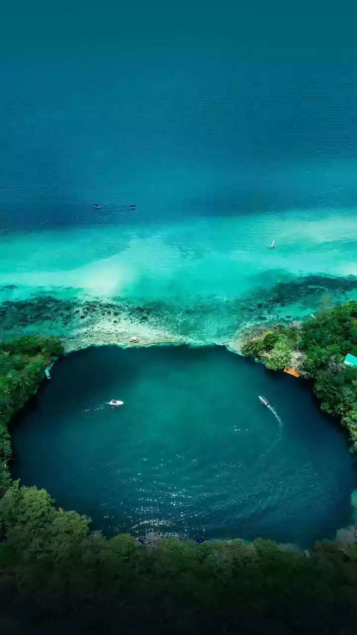 Bacalar: Discover Mexico's Enchanting 'Lagoon of Seven Colors' Beyond Cancun