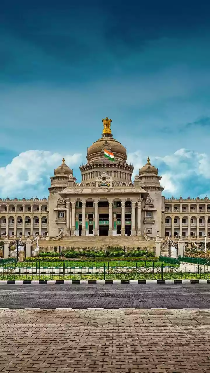 Bengaluru Drivers Beware: Techie Turns Helmet Into Smart Traffic Spy with AI - Here's How It Will Catch You