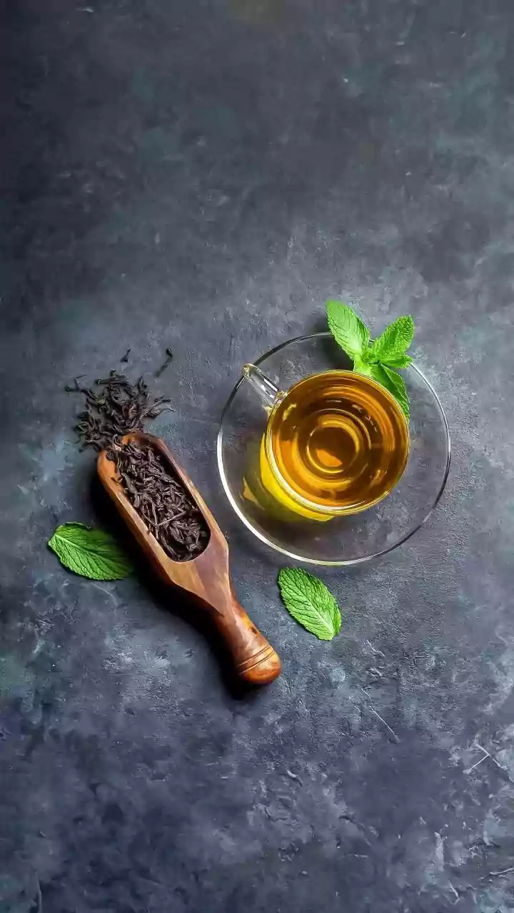 How Nilgiri Leaves Combined With Fruits Offer Delicious Low-Sugar Cold Brews