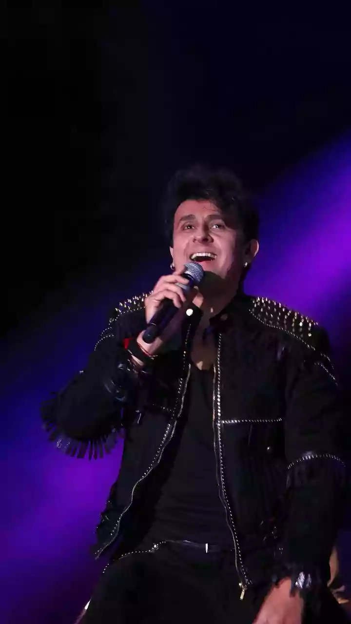 Sonu Nigam postpones concert amid Delhi student protests
