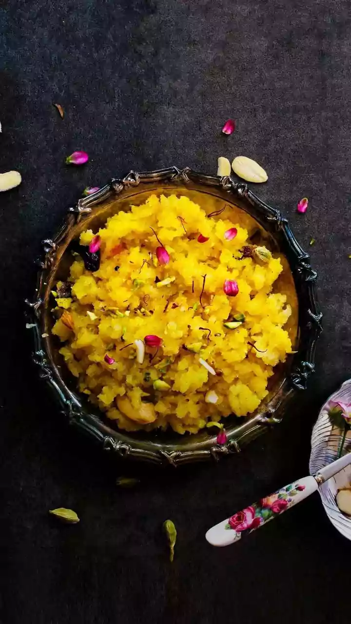 Inside Navratri Sabudana Khichdi: How to prepare tapioca pearls for khichdi