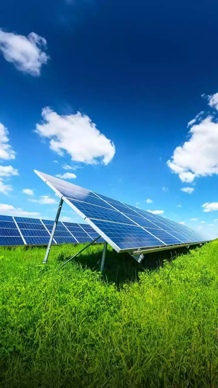 Rain or Shine: Revolutionary Solar Panels Now Harness Both Sunlight and Raindrops for Power!