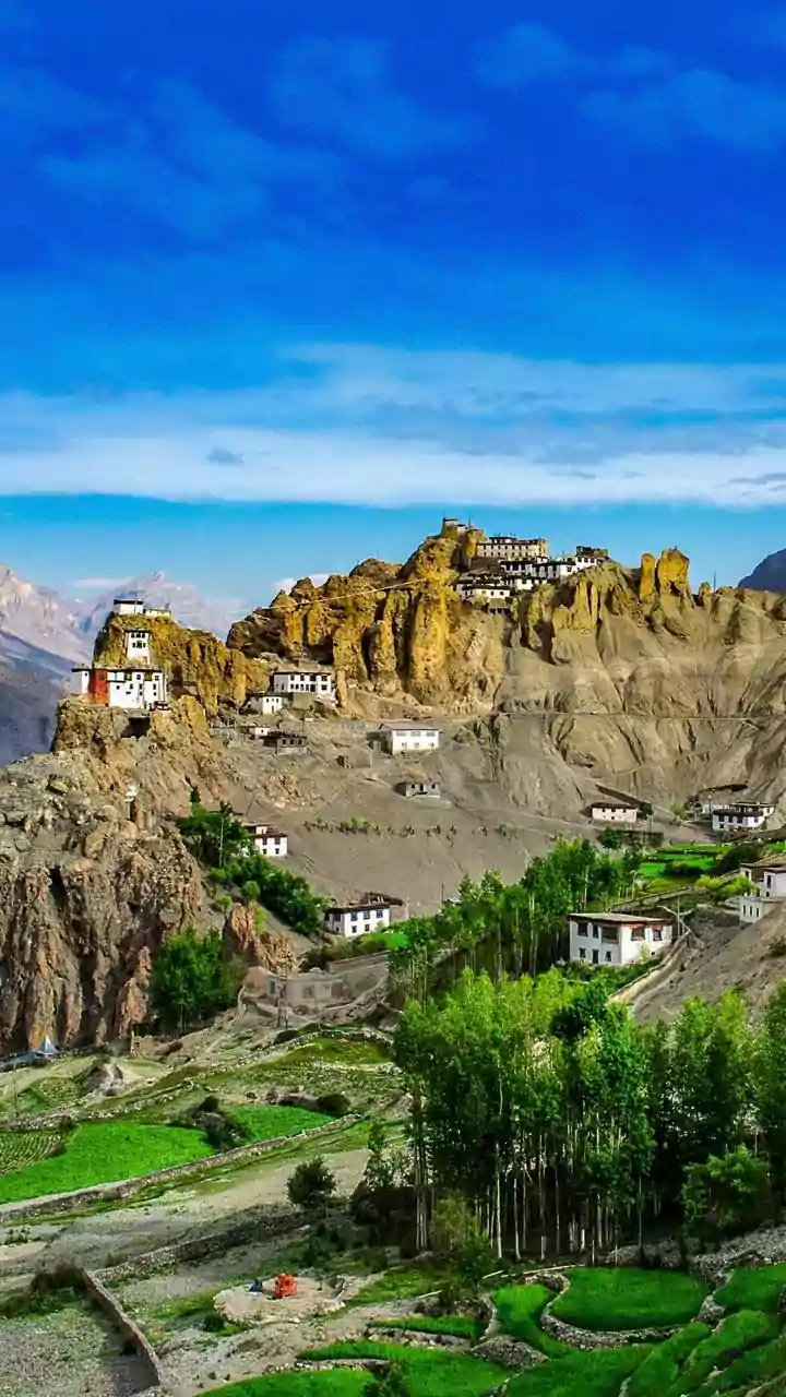 Travel Vlogs Show Incredible Hemis Festival Sacred Mask Celebrations Ladakh