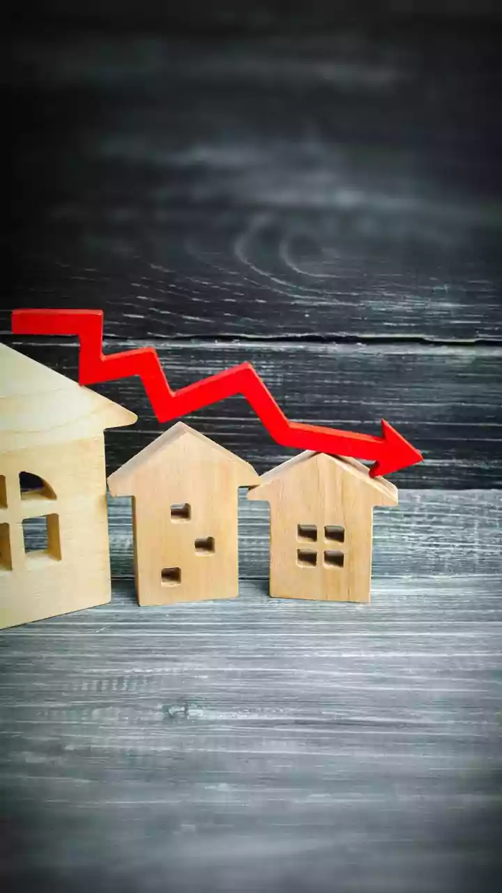 Corporate Insurance Rates Drop Amid Increased Competition