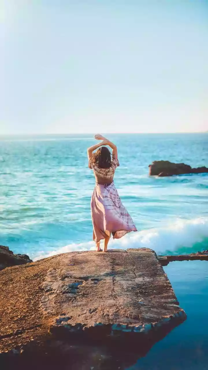 Why Varkala Cliffside Budget Wellness Hostels Top Solo Female Travel Lists