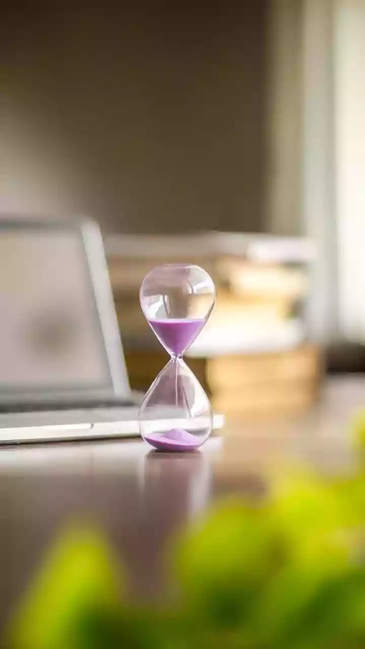 Fresh Eight-City Research: Checking Time Pressure Matters More than Personal Willpower Alone