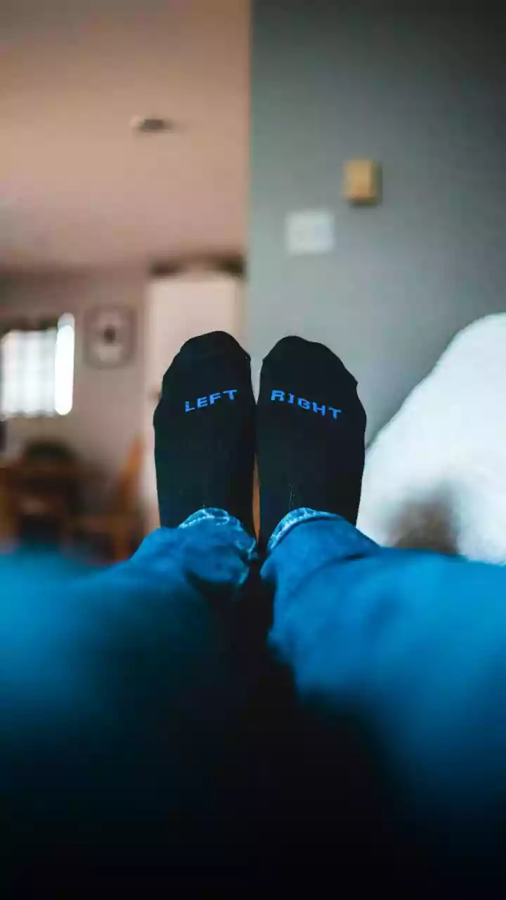 Dor nos pés? Conheça possíveis causas