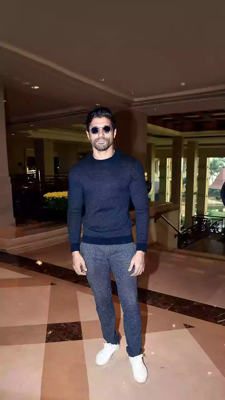 Farhan Akhtar Takes Jibe At Ranveer Singh Over Don 3 Exit: Seems To Be A Pattern Nowadays