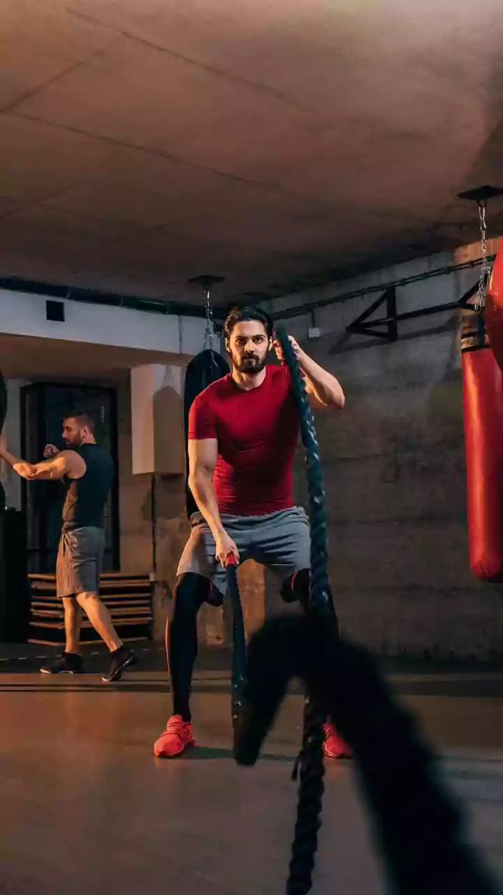 Monsoon Humidity Causes Secret Mineral Loss During AC Gym Workouts Requiring Active Replacement