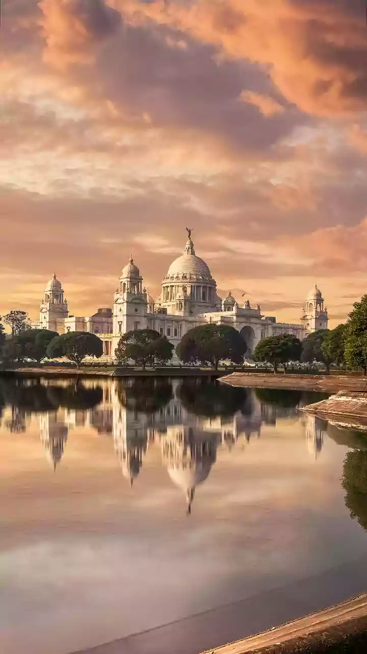 PM arrives in Kolkata to unveil projects, address rally in Bengal''s Nadia