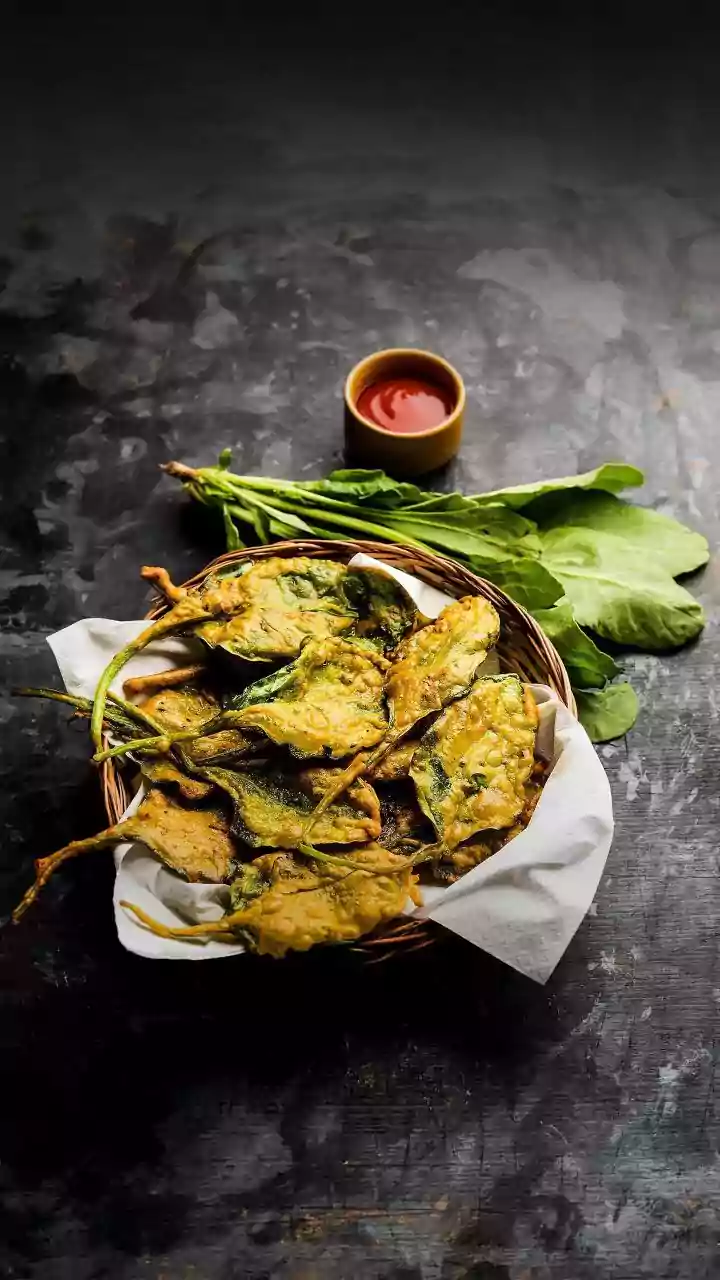 Love chips? Try these crunchy spinach crisps instead