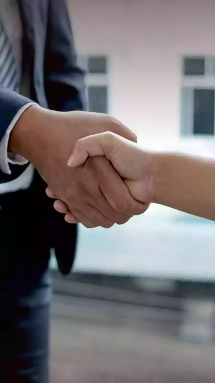 HPCL sales officer held by CBI for Rs 1 lakh bribery