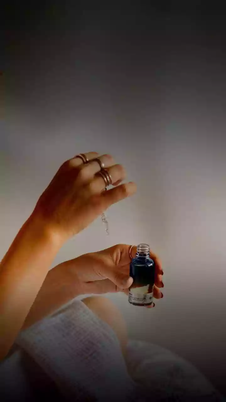 30-Second Beauty Habits: The Micro Self-Care Trend Redefining Daily Calm