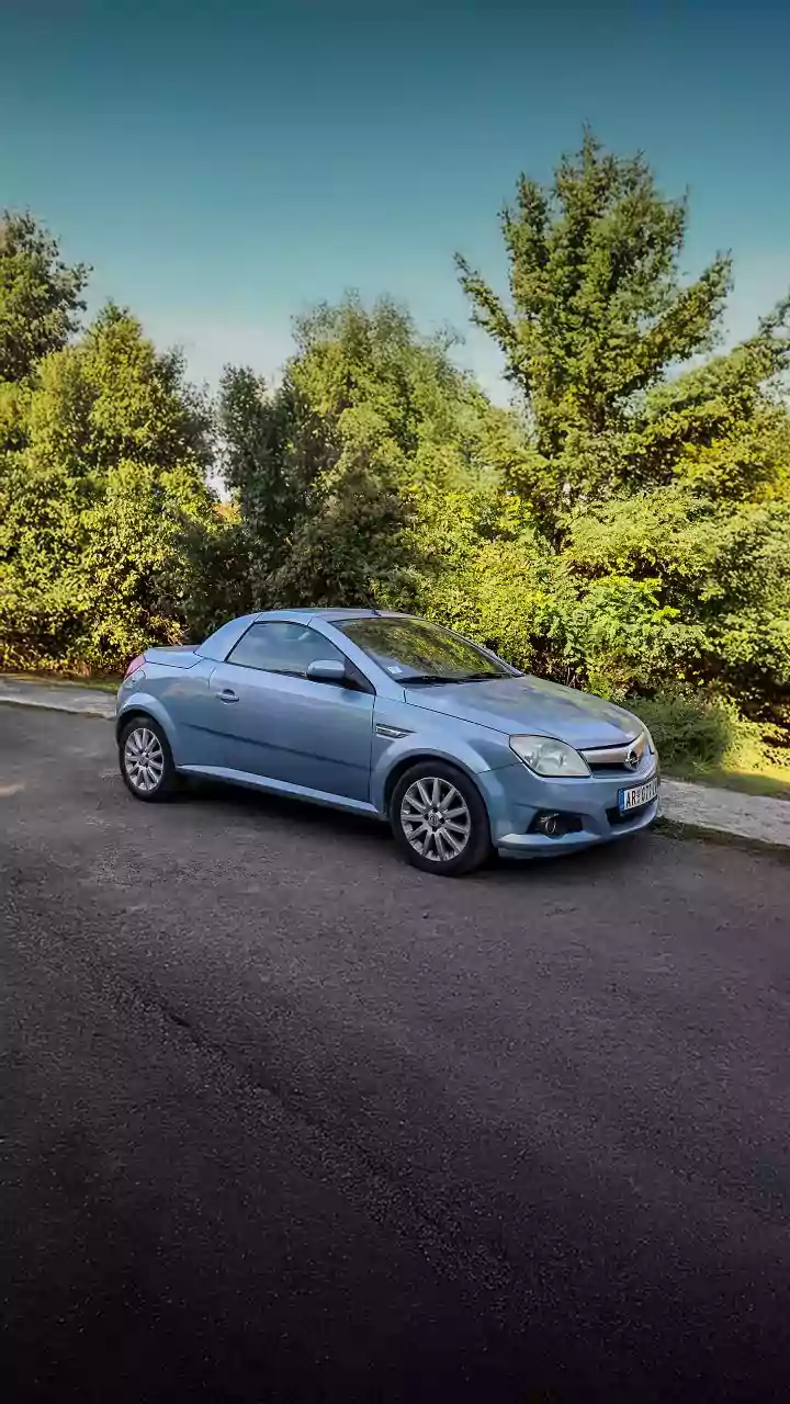 Chevrolet Tigra: o esportivo engraçadinho que virou mico