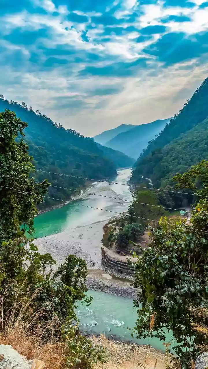 Arunachal's Lesser-Known Road Trip Runs from Dirang to Mago