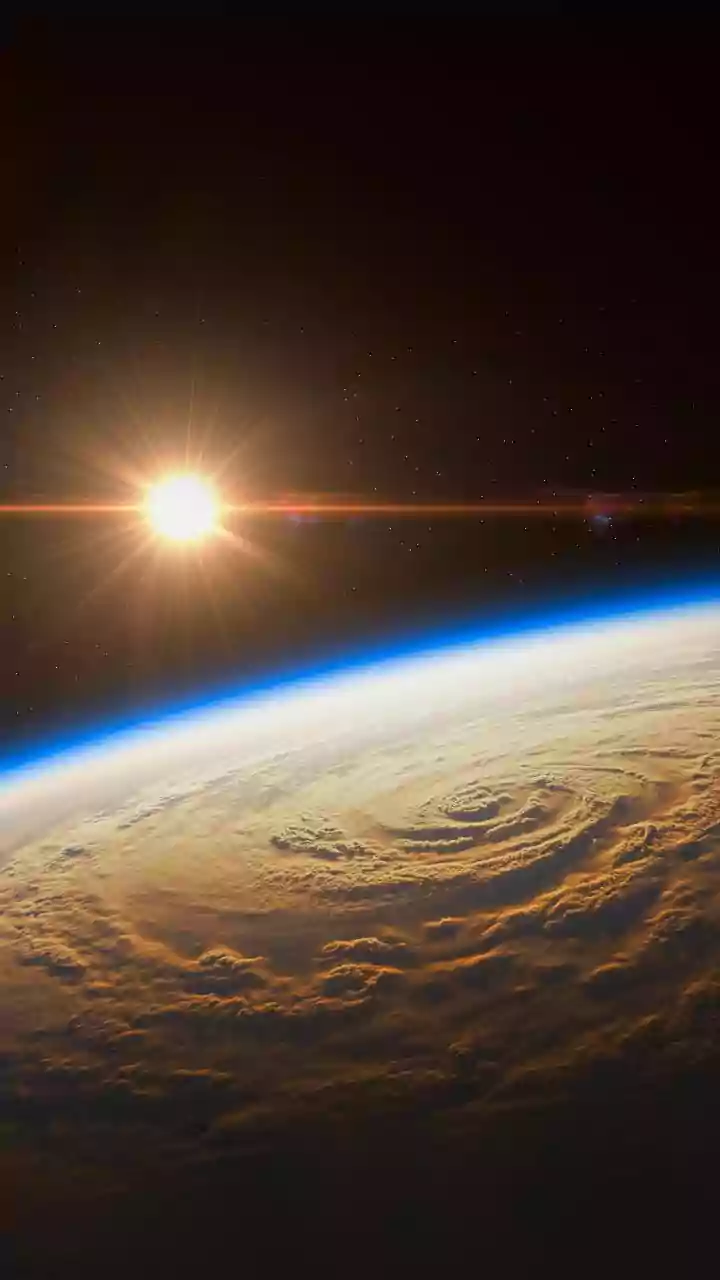 NASA's Two-Year Polar Heat Record Offers New Clues About Hidden Heat Across Polar Seasons