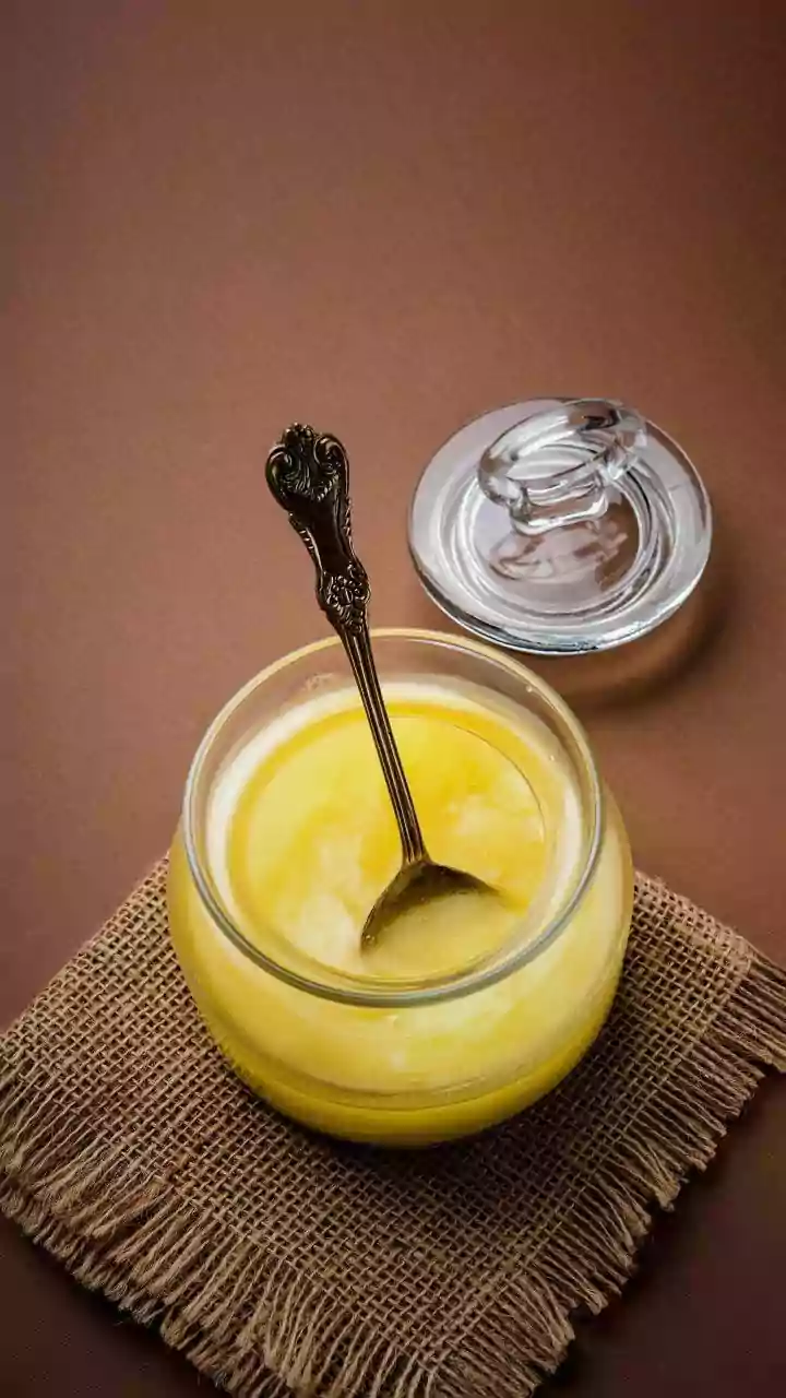 Ghee for Frizzy Hair: A Month-Long Experiment