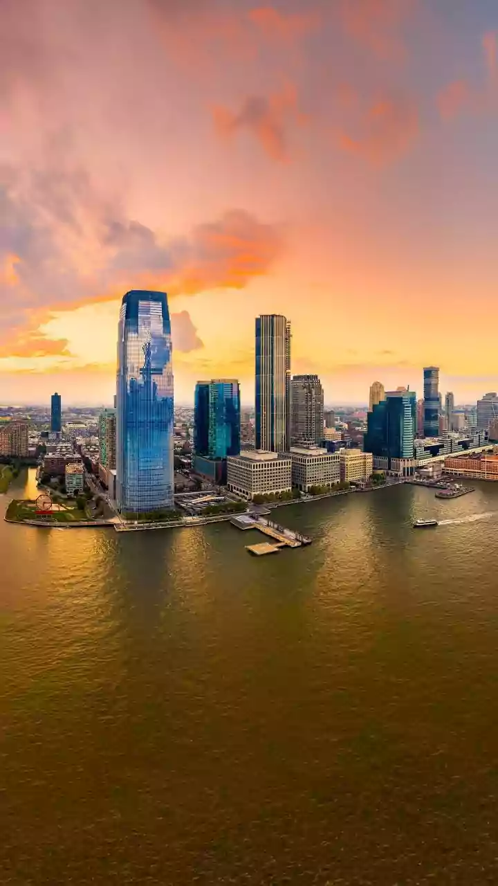 One dead after two helicopters collide midair in New Jersey