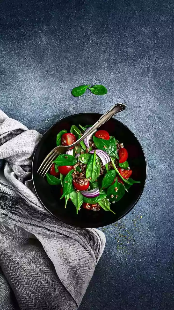 How to make gourmet salads at home