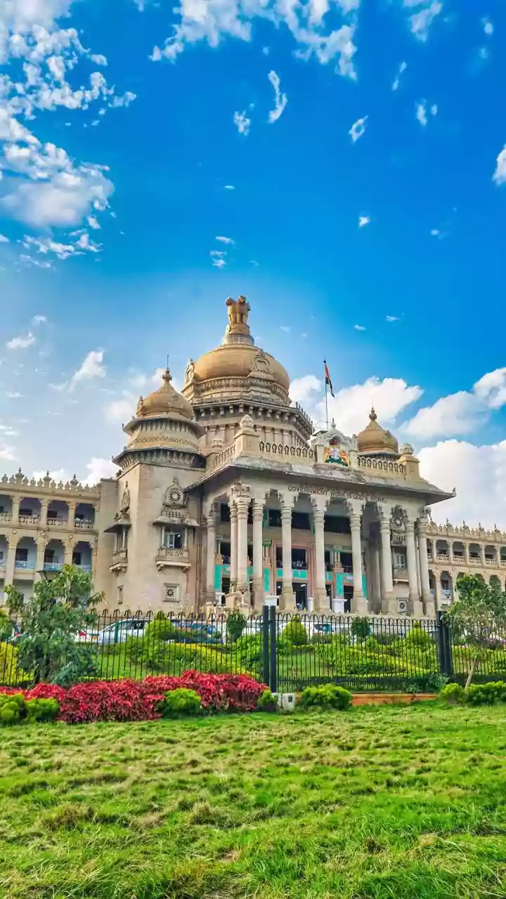 EC-Backed Karnataka Report Counters Rahul Gandhi's 'Vote Chori' Charge, Shows 83% Trust In EVMs