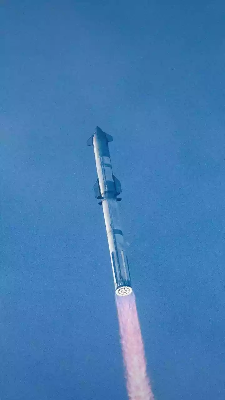 Leftover SpaceX upper stage set to crash into Moon Wednesday