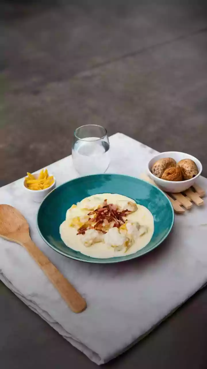 Prepare a receita tradicional de molho branco de um jeito rápido e sem complicação
