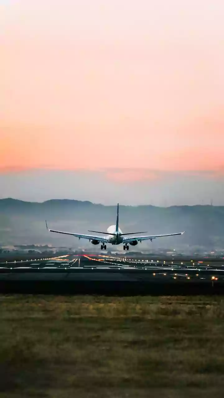 The Latest In-Flight Turbulence Incident: A Closer Look At Reducing Injury Risk During Sudden Air Movement