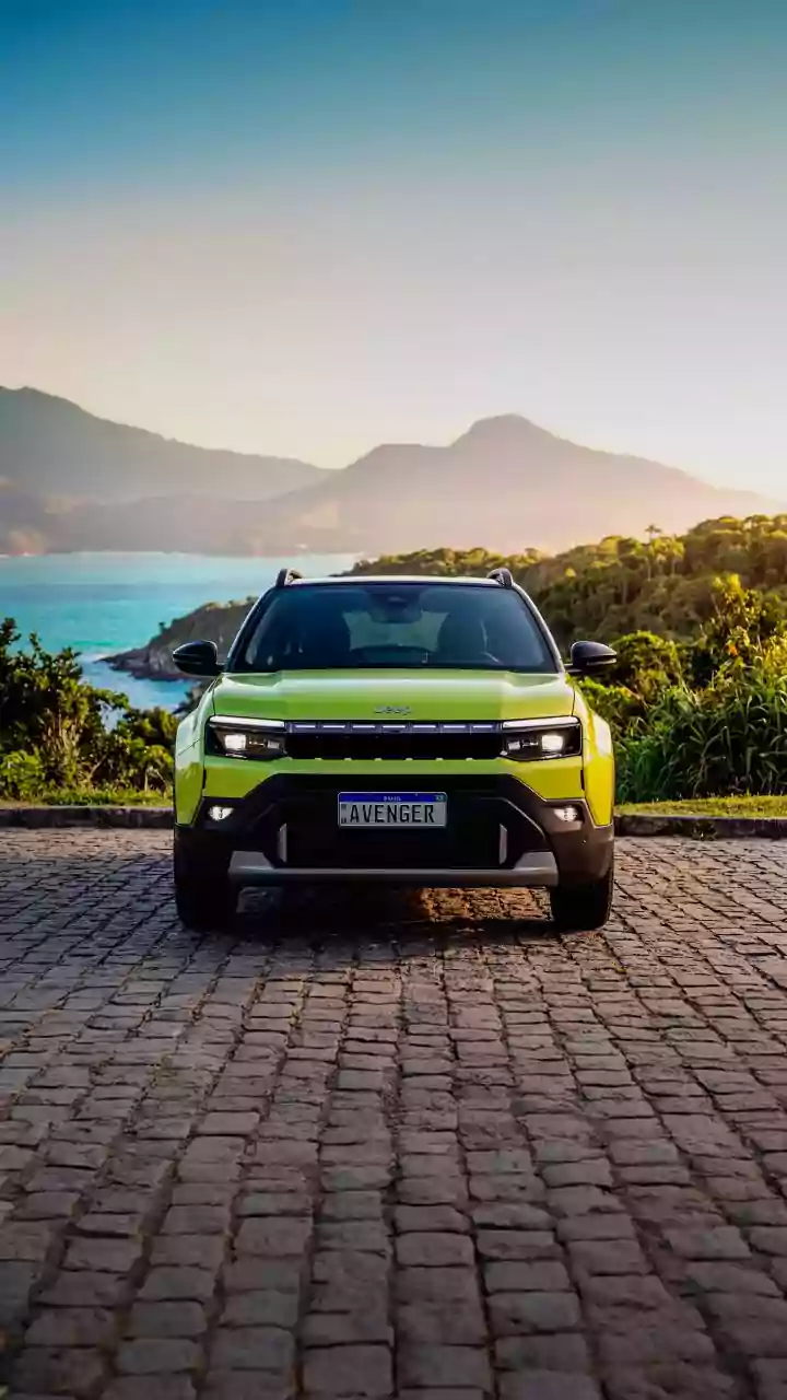 O SUV"compacto"que faz história: conheça o novo Jeep Avenger de 85 anos