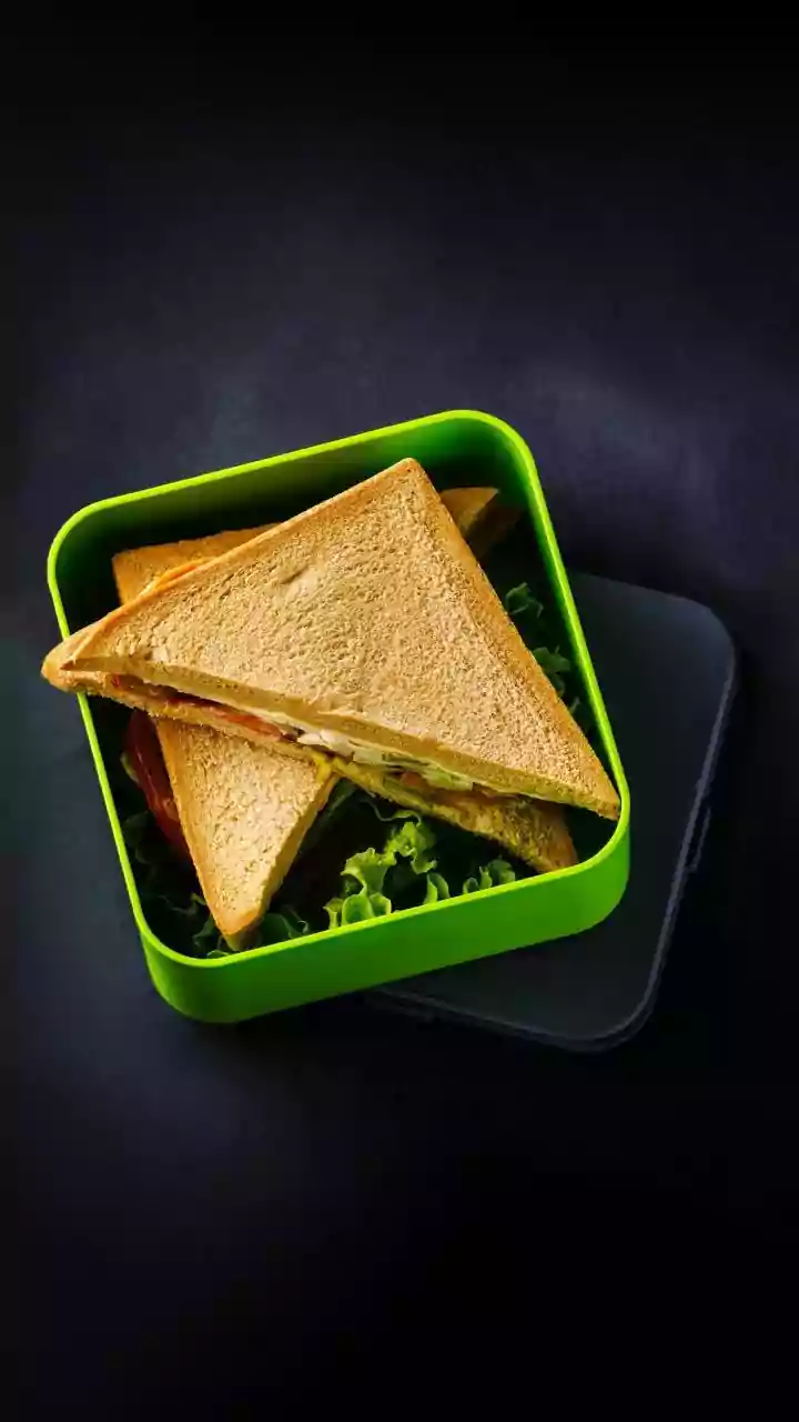How Shifting Dinner To Early Afternoon Heavy Lunches Helps Restore Deep Sleep Cycles