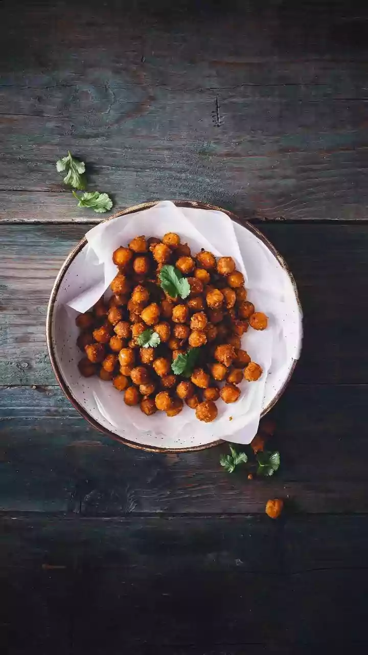 How to Give Roasted Chickpeas a Different Twist: Chickpeas And Artichokes