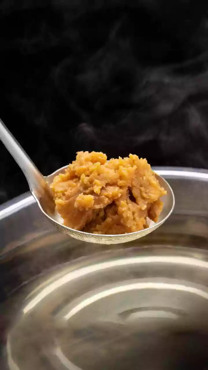 How Intestinal Bacteria Respond Differently To Warm versus Cold Food Environments In Human Digestive Systems