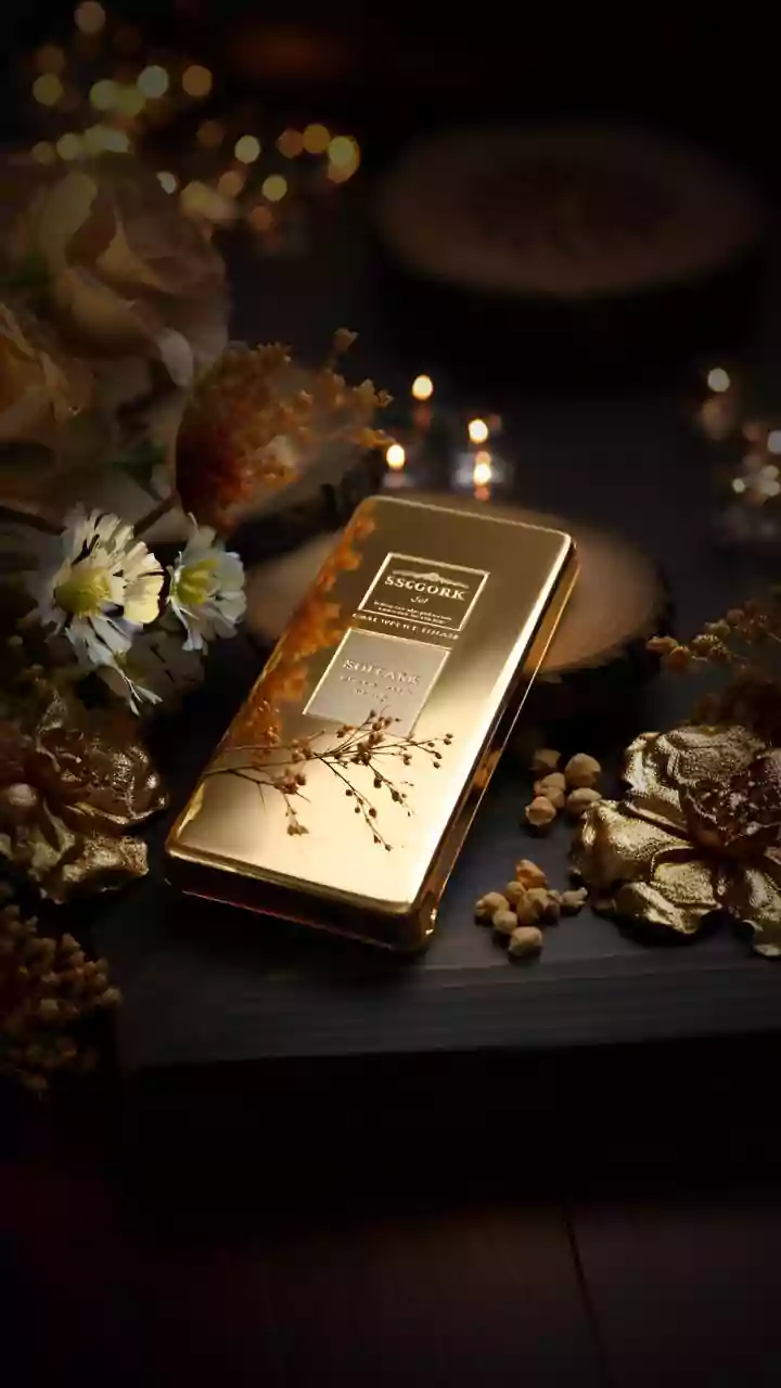 Gilding Can Make Small Spaces Feel Warmer When Used Sparingly